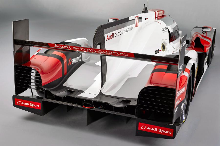 Audi R18 e-Tron Quattro 2015 года  (фото 13 из 25)